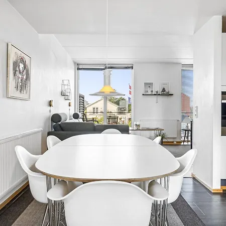 Kimi - 100m From The Sea By Interhome