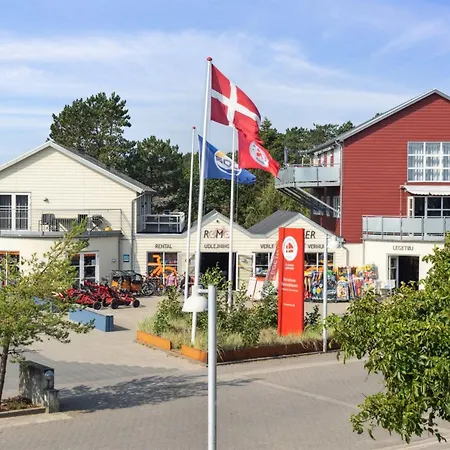 Kimi - 100m From The Sea By Interhome *