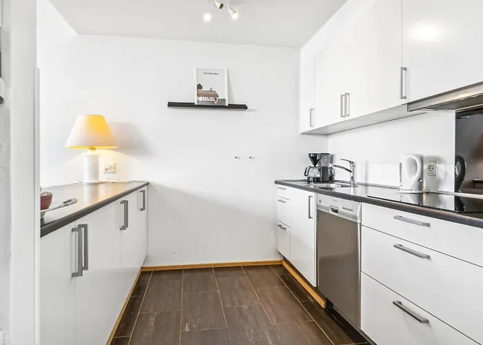 Kimi - 100m From The Sea By Interhome *