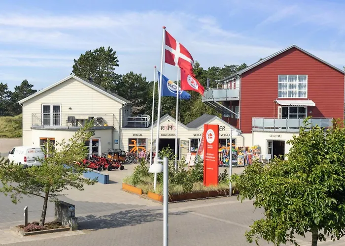 Kimi - 100m From The Sea By Interhome *