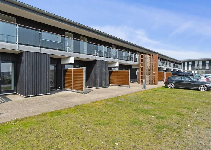 Apartment Kimi - 100m From The Sea By Interhome